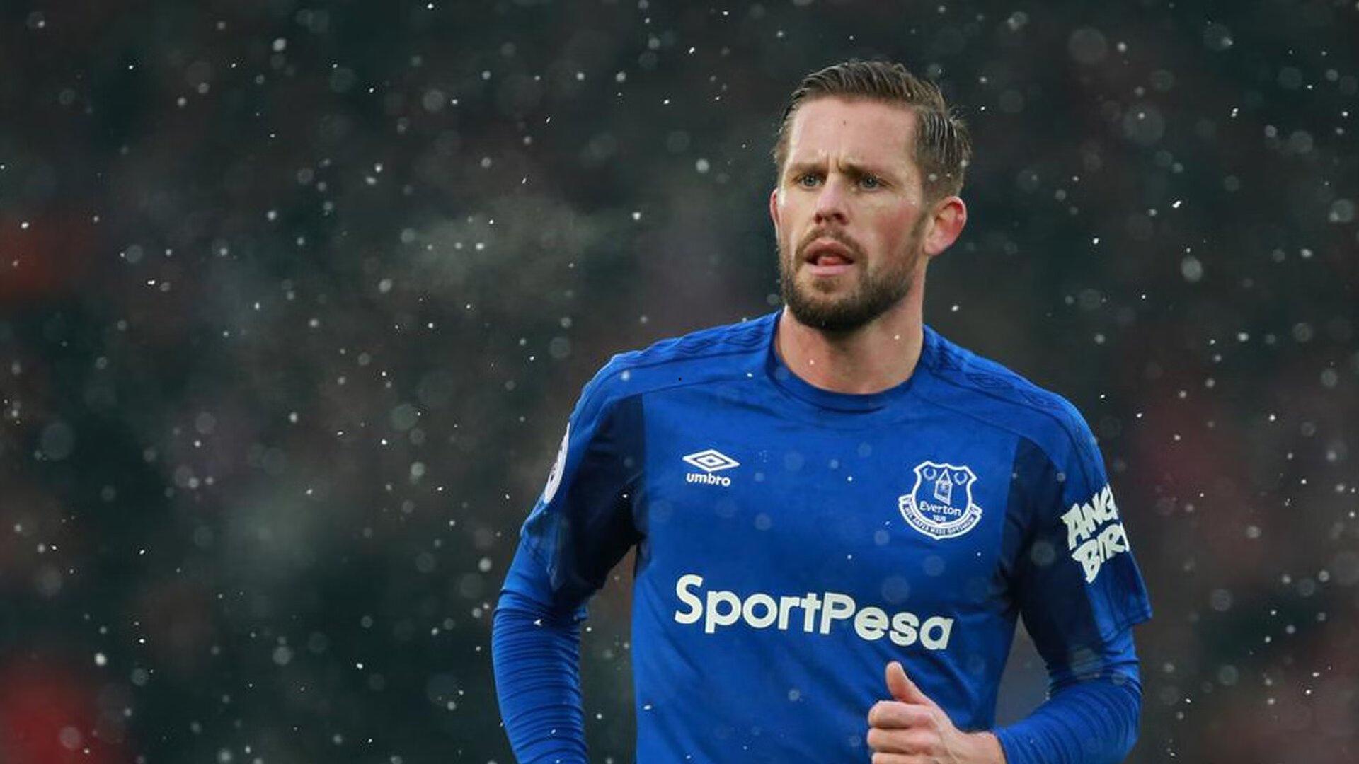 英超积分榜震荡,利物浦连败滑落第11,蓝军曼城稳居前三