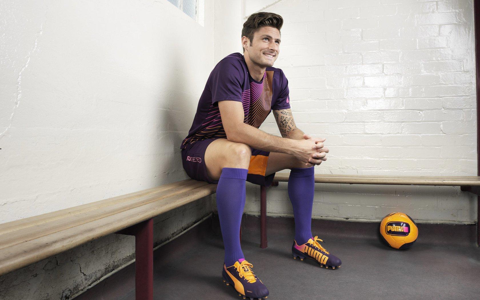 恰尔汗奥卢点评新星引关注，帕斯进步显著，但国米只专注自身